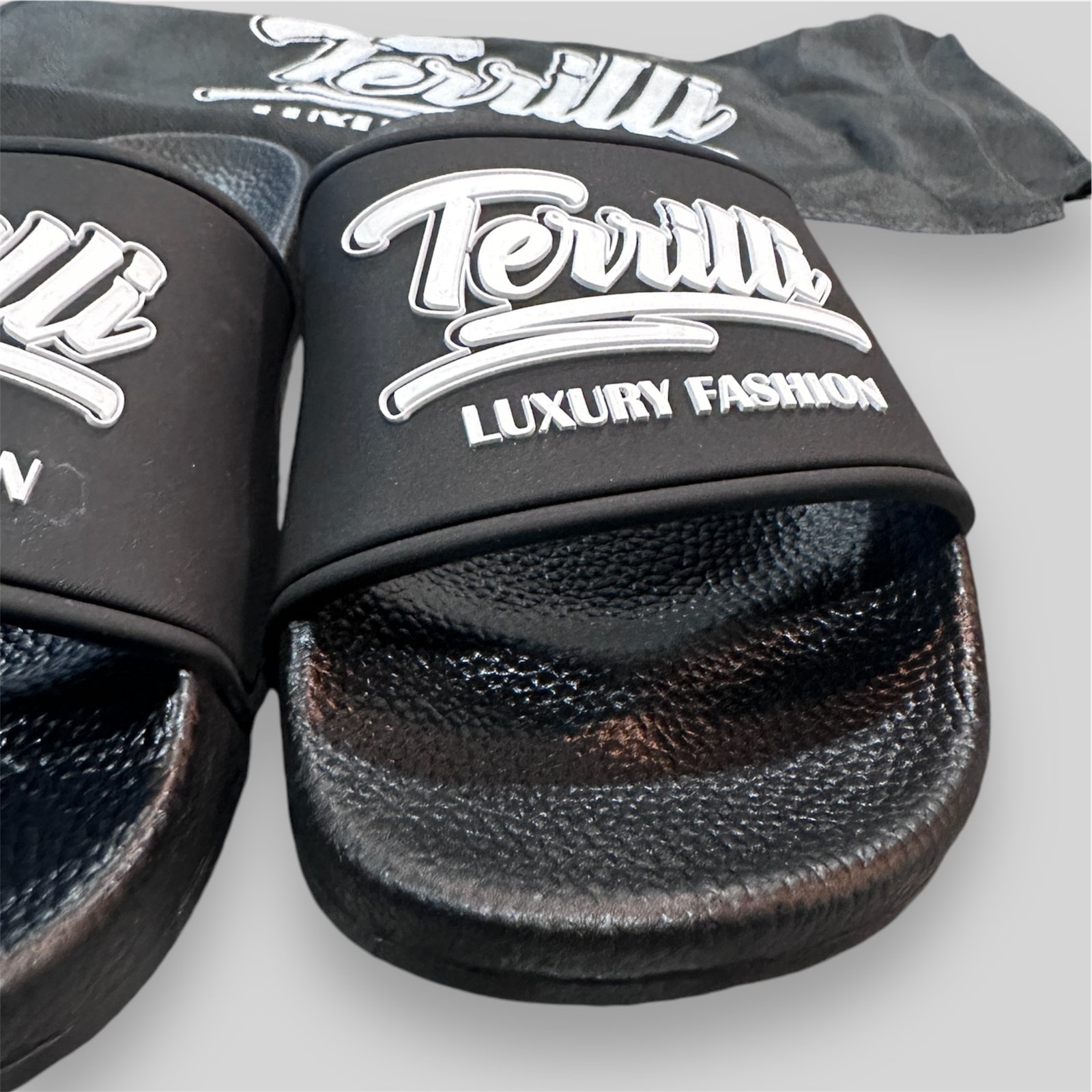 terrilli luxury fashion slides